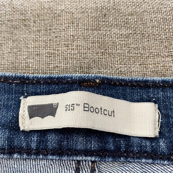 Levi's 515 Bootcut Denim Jeans Women's 14S Mid Rise Blue Casual Pants - Picture 6 of 16